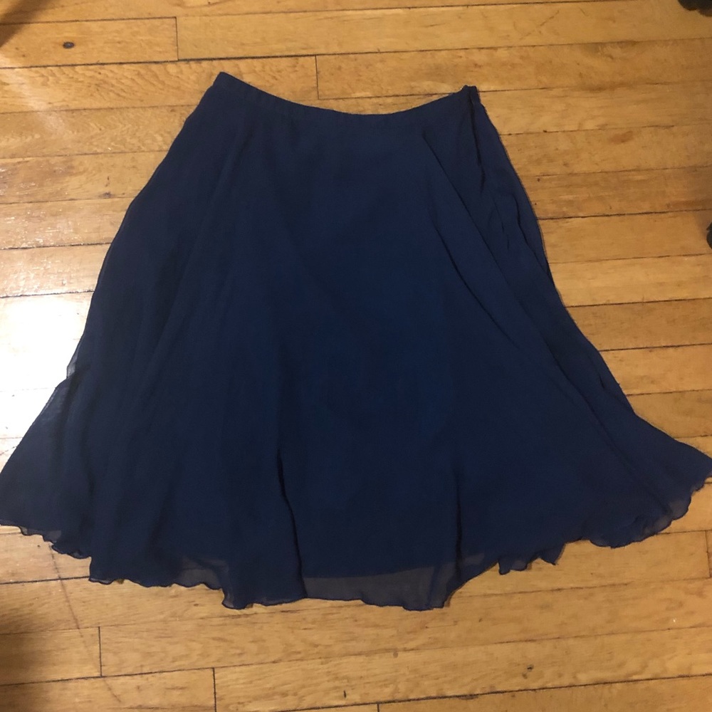 High waisted blue flowy skirt